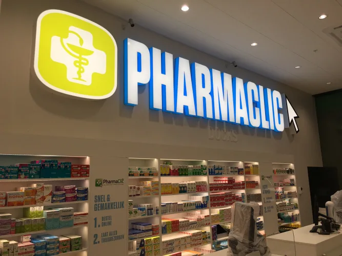 Apotheek Pharmacy by MediMarket Bruxelles
