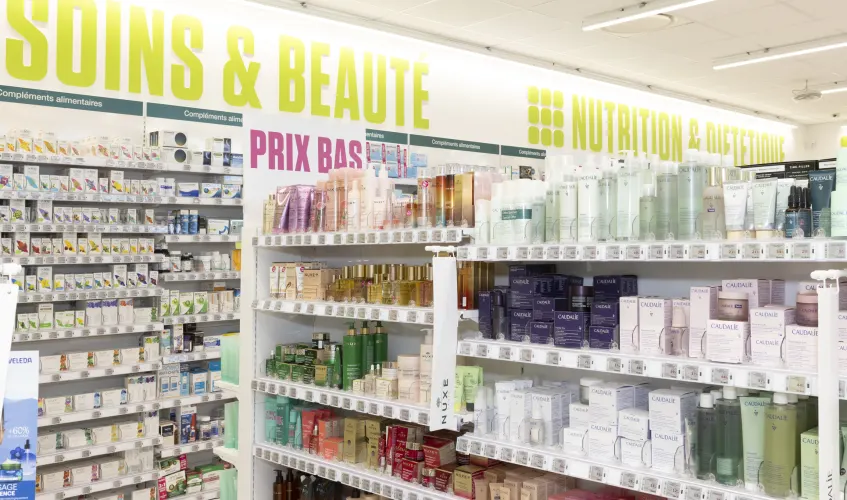 Pharmacie Pharmacy by Medi-Market Group Waterloo