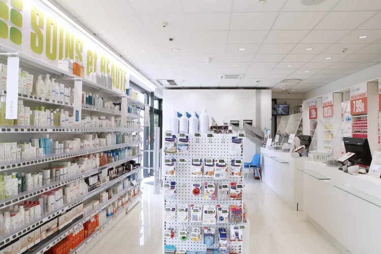 Pharmacie Pharmacy by Medi-Market Group Waterloo