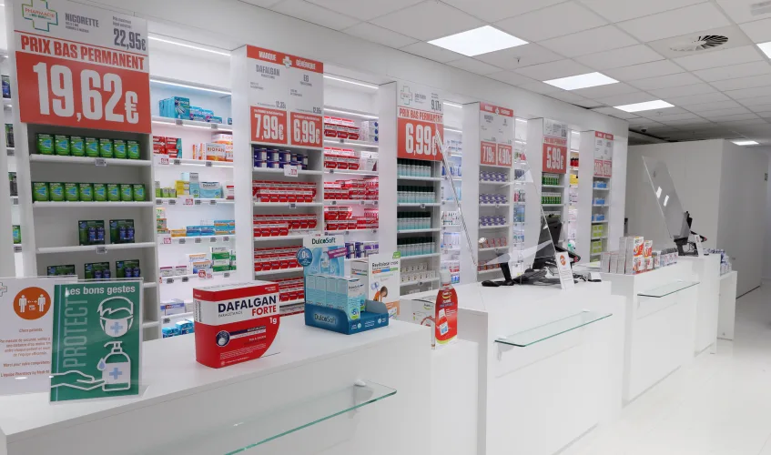 Pharmacie Pharmacy by MediMarket Charleroi