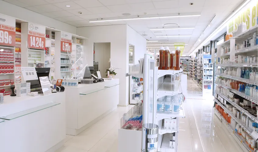 Pharmacie Pharmacy by Medi-Market Group Waterloo