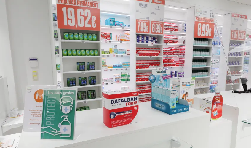 Pharmacie Pharmacy by MediMarket Charleroi